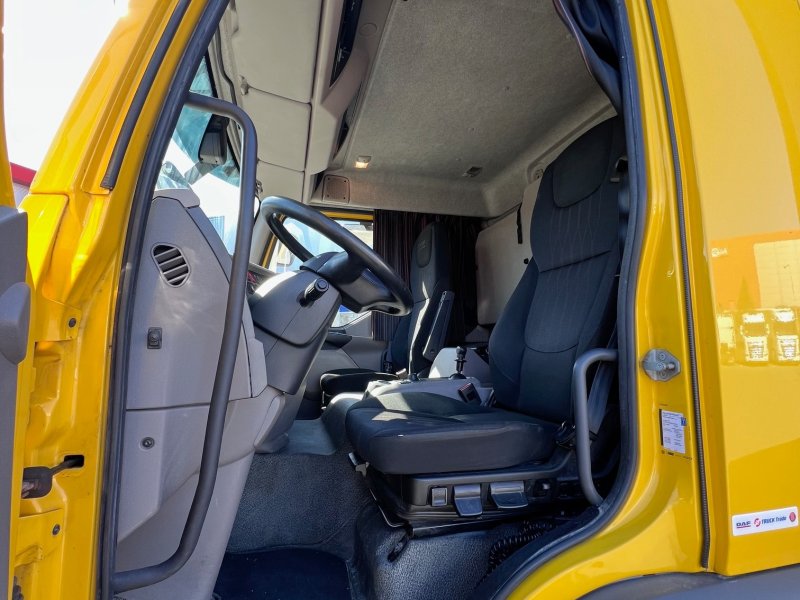 DAF DAF LF 230 FA 12t. *Nástavba skříň; zadní čelo; spaní