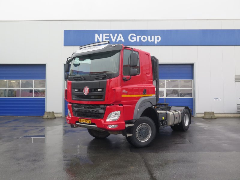 DAF TATRA TRAKTOR 4x4 T 158/III 
