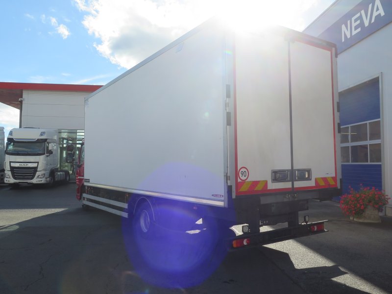 DAF DAF LF 260 SCHLAD. SKŘÍN LAMBERT. MAN.