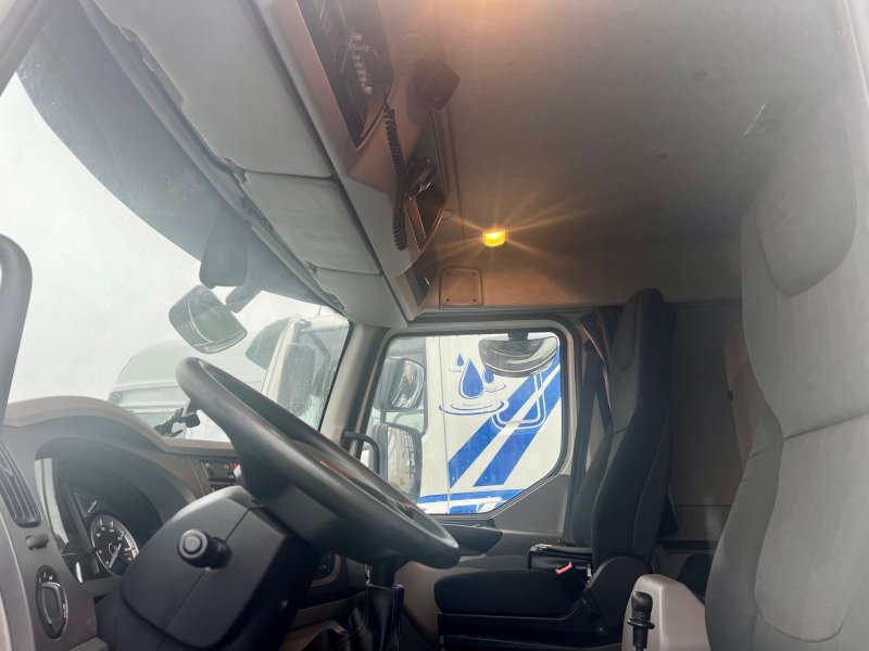 DAF DAF LF 230 FA *Odtahové vozidlo + Přívěs