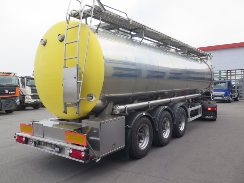 ANDERE Potravinářská cisterna Maisoneuve Francie