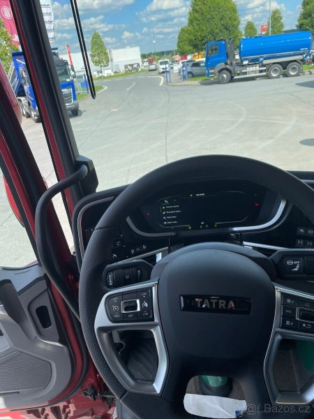 TATRA PHOENIX 530 8x8 S3 VS-MONT