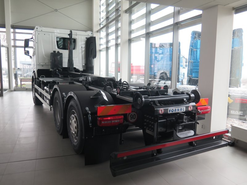 DAF XF 530 FAN 6x2 FORNAL