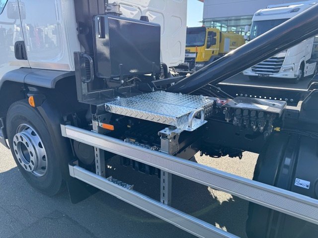 DAF XF 310 FA 19t. FORNAL