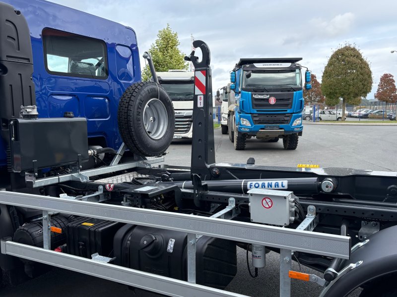 DAF XB 230FA 4x2 12t. +Fornal 8t.