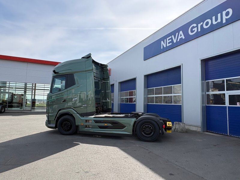 DAF XG+ 530FA 4x2 tahač návěsů