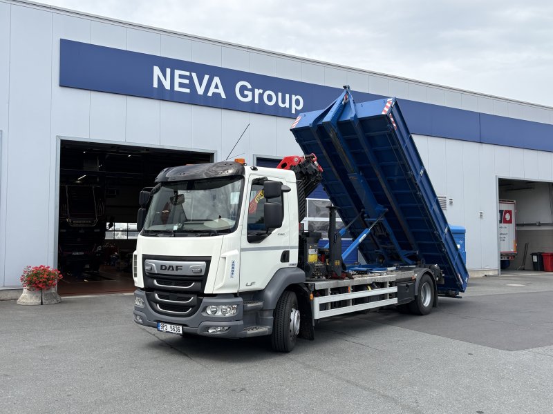 DAF LF 290 16T NOSIČ KONTEJNERŮ MAN.+ RUKA