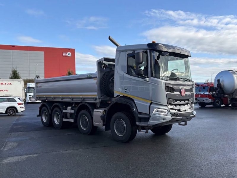 TATRA PHOENIX 8x8 86R44P23