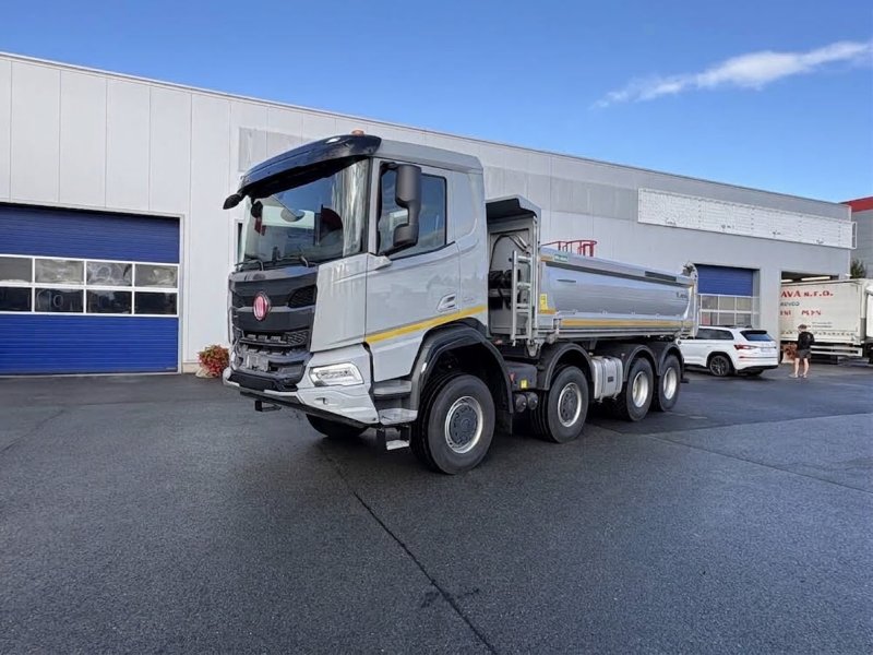 TATRA PHOENIX 8x8 86R44P23