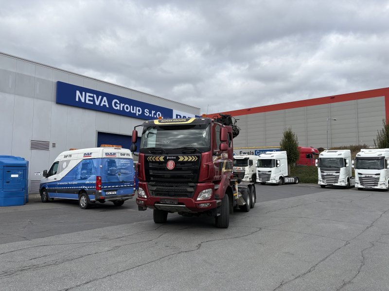 TATRA PHOENIX T158 8P6R33
