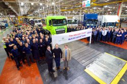 Společnost Leyland Trucks oslavila své 400 000. vyrobené nákladní vozidlo